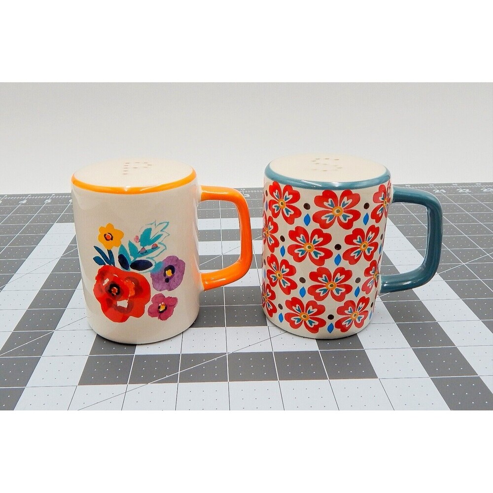 The Pioneer Woman Flea Market Range Stove Top Salt and Pepper Handled Floral